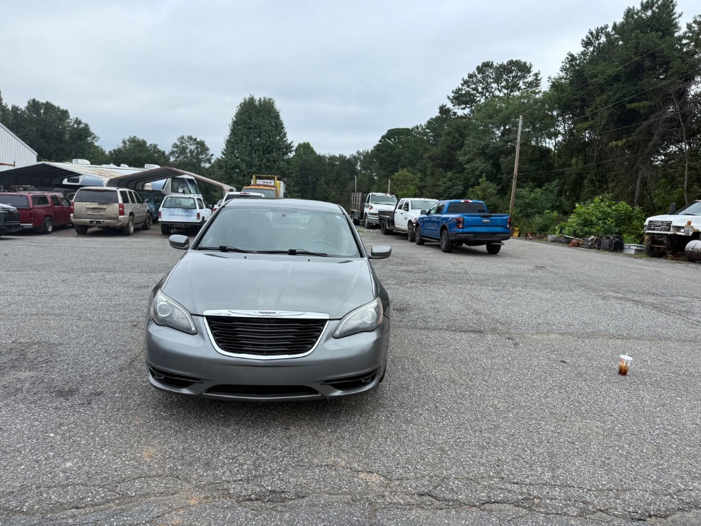 2013 Chrysler 200 Touring