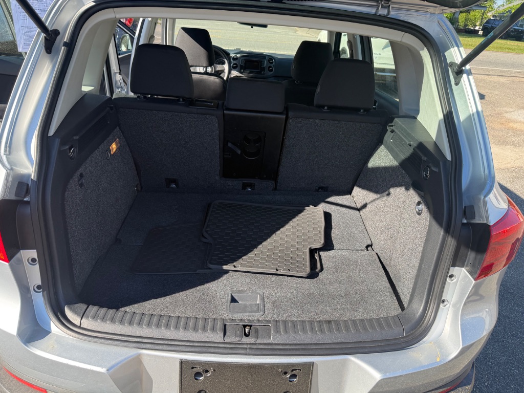 2018 Volkswagen Tiguan Limited Base - Photo 12