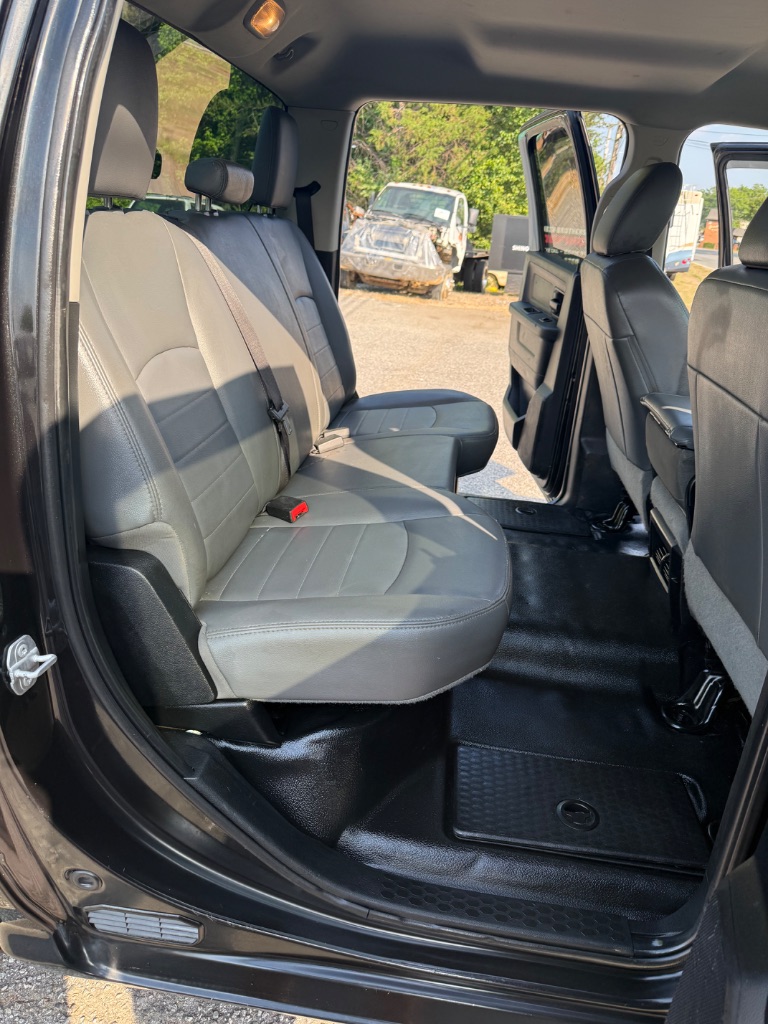 2018 RAM Ram 2500 Pickup Tradesman - Photo 11